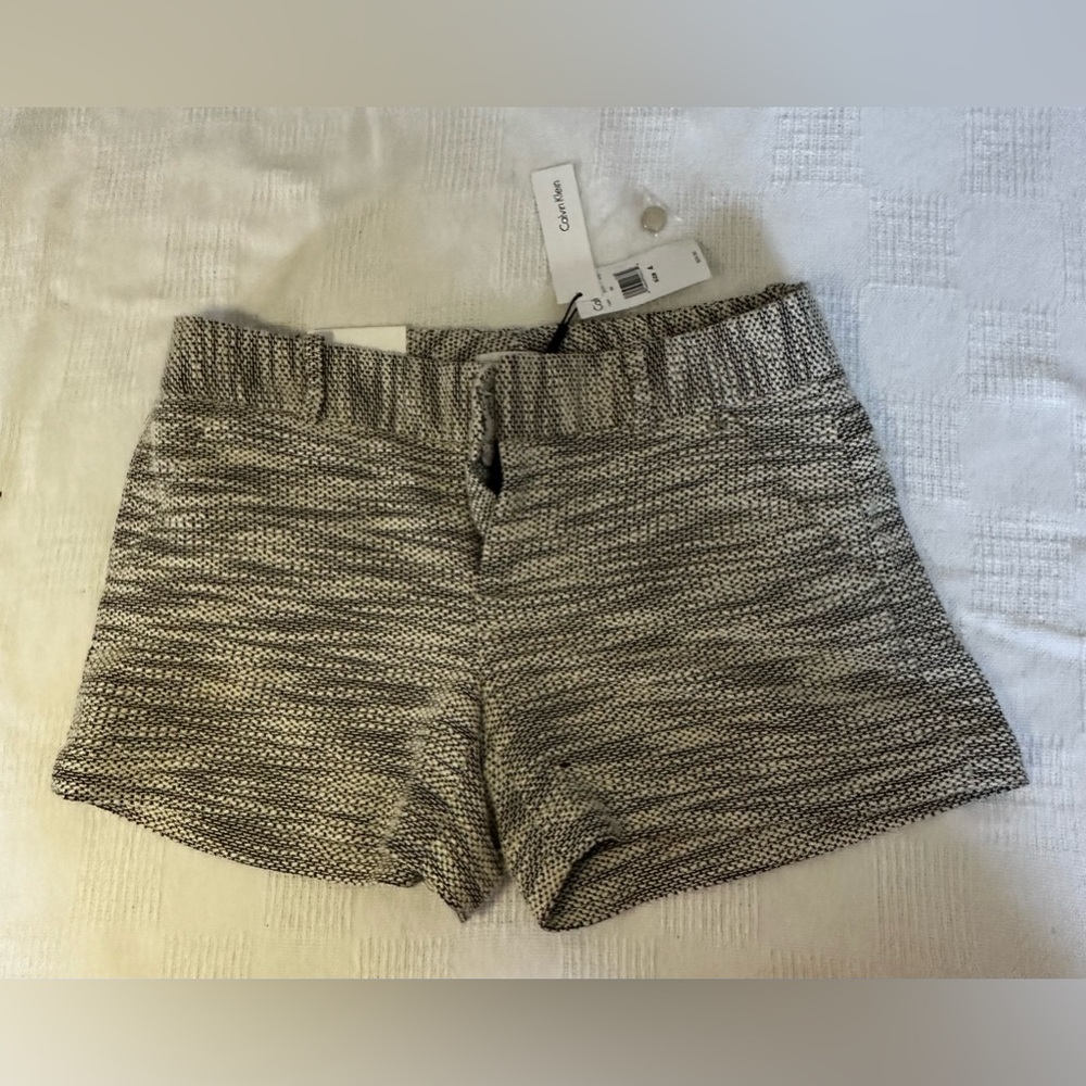 Calvin Klein Knit style B&W Shorts